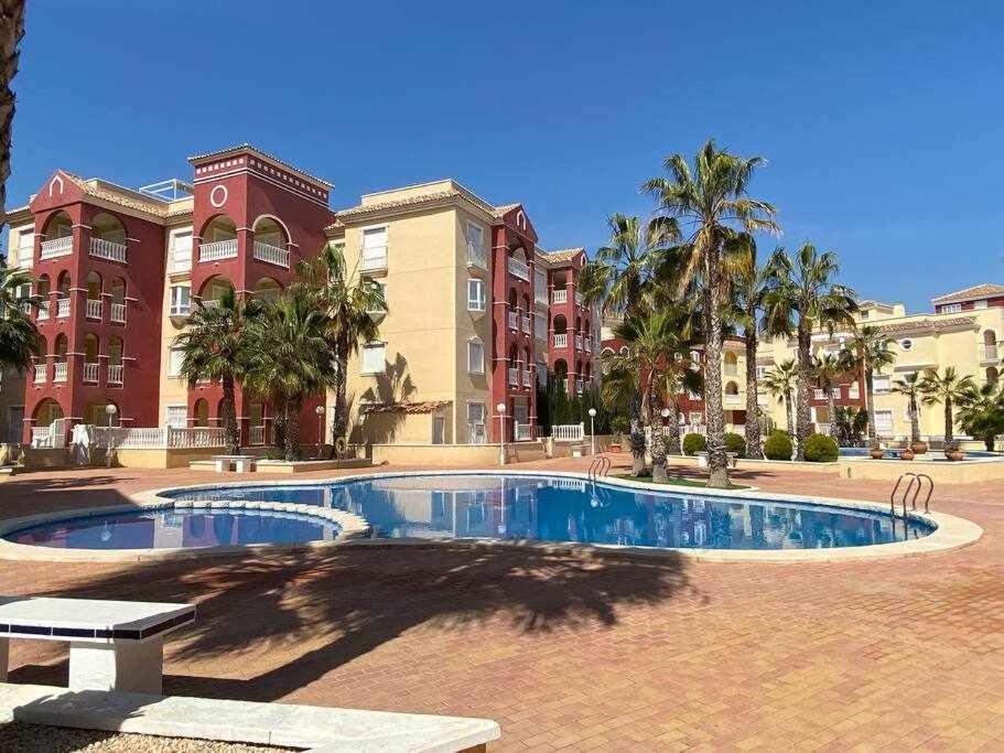 Acogedor Apartamento Cerca De La Playa Los Alcazares Exterior photo