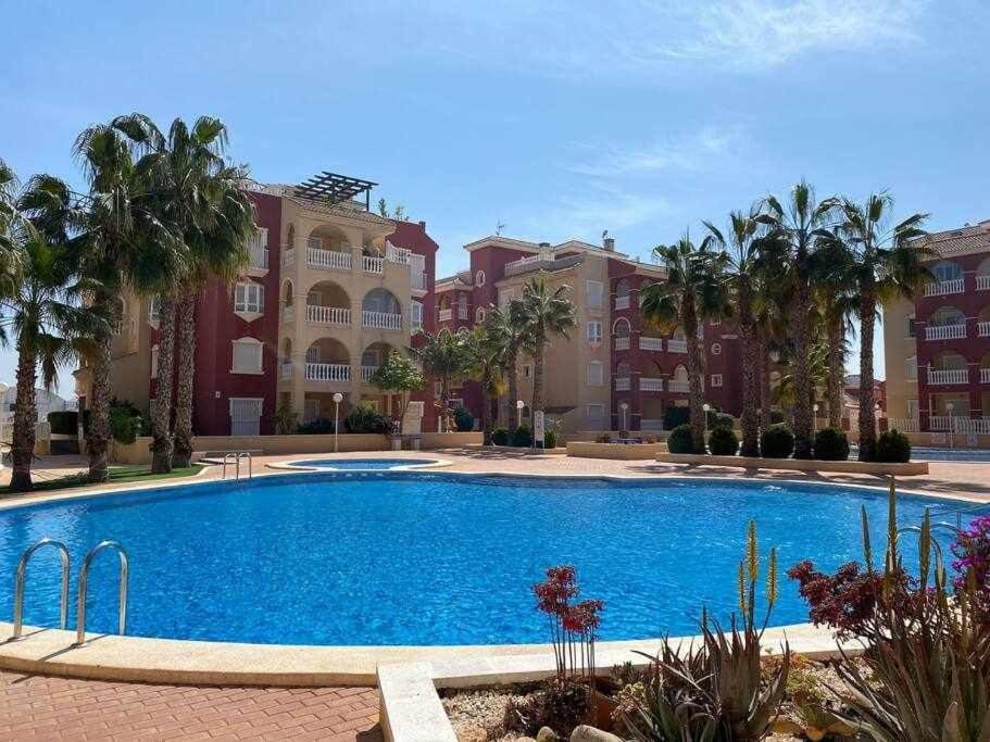 Acogedor Apartamento Cerca De La Playa Los Alcazares Exterior photo